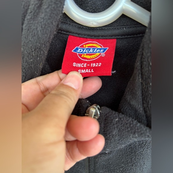 Dickies fleece jacket. Size Small. Used - Picture 2 of 6